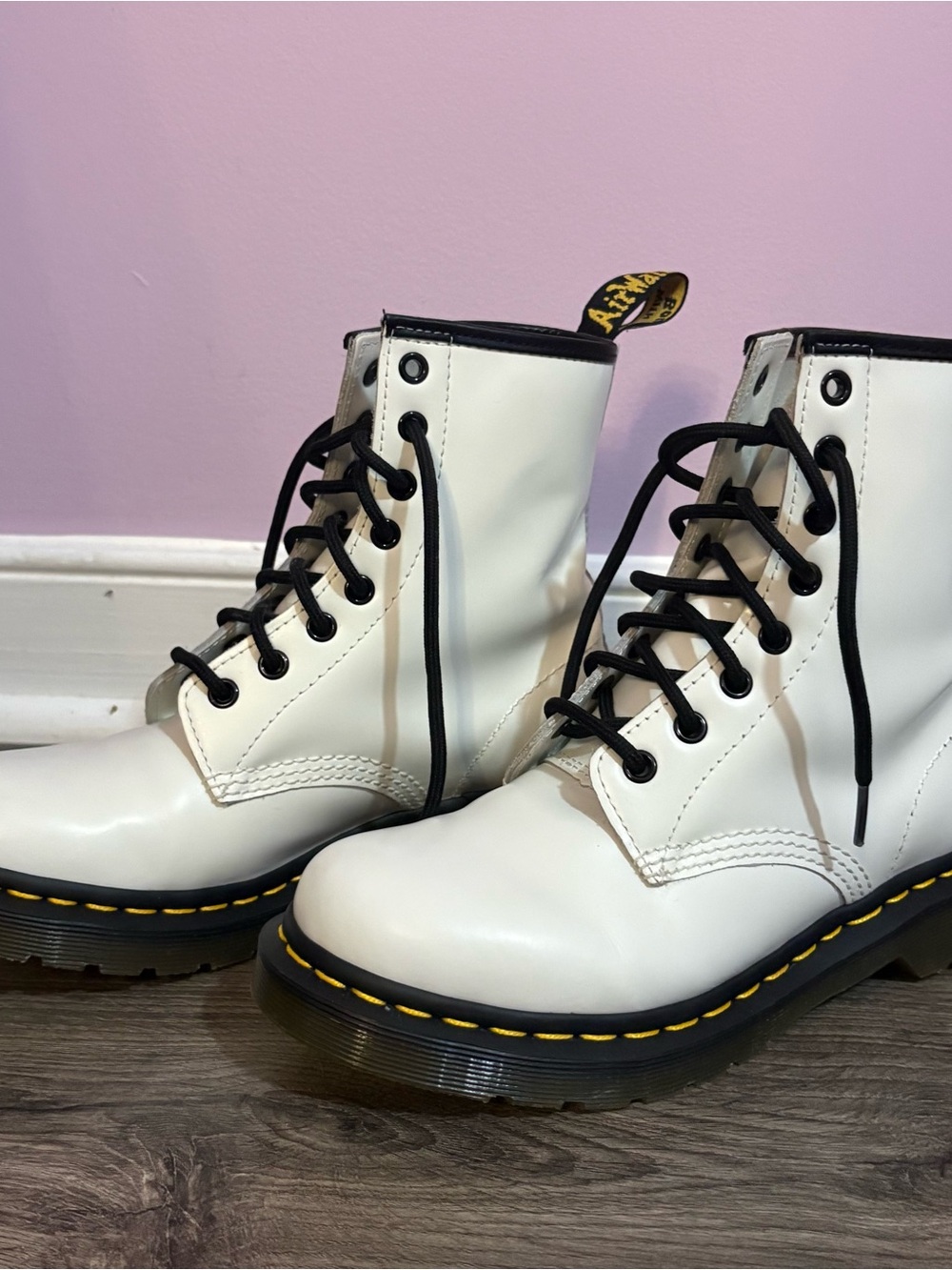 Authentic Dr. Martens Airwair White Lace Up Boots, Size US 7/UK 5/EU 38